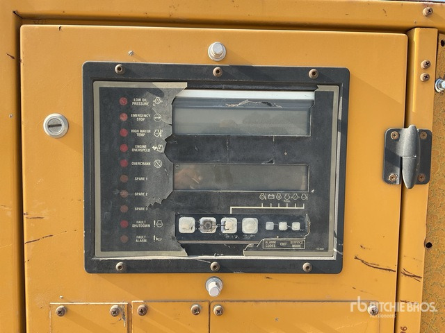 2013 Cat 350 320 kVA Skid-Mounted (Inoperable) Generator Set - Stromgenerator: das Bild 4 2013 Cat 350 320 kVA Skid-Mounted (Inoperable) Generator Set - Stromgenerator: das Bild 4