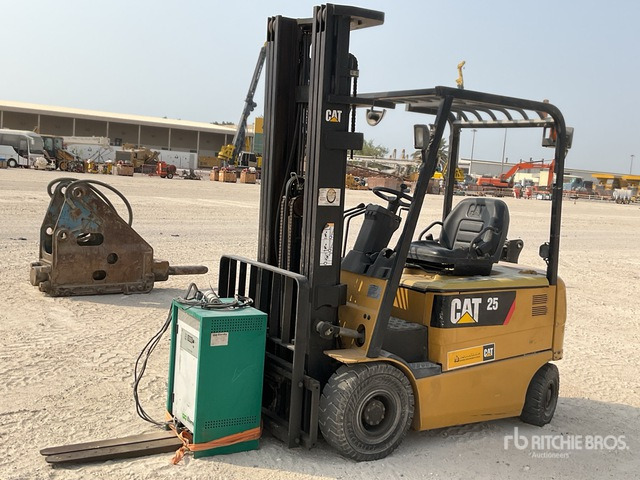 2014 Cat EP25K-PAC 2.5 ton Electric Forklift - Elektrostapler: das Bild 1 2014 Cat EP25K-PAC 2.5 ton Electric Forklift - Elektrostapler: das Bild 1