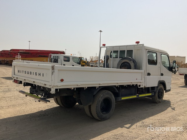 2014 Mitsubishi Canter 4x2 Crew Cab Flatbed Truck - Pritsche LKW: das Bild 4 2014 Mitsubishi Canter 4x2 Crew Cab Flatbed Truck - Pritsche LKW: das Bild 4