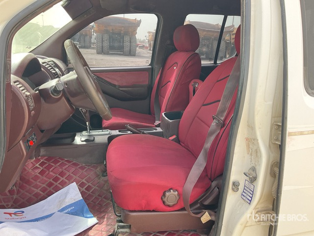 2016 Nissan 4x2 Crew Cab Pickup - Pick-up: das Bild 5 2016 Nissan 4x2 Crew Cab Pickup - Pick-up: das Bild 5