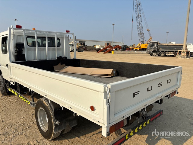 2017 Mitsubishi Canter 4x2 Crew Cab Flatbed Truck - Pritsche LKW: das Bild 5 2017 Mitsubishi Canter 4x2 Crew Cab Flatbed Truck - Pritsche LKW: das Bild 5