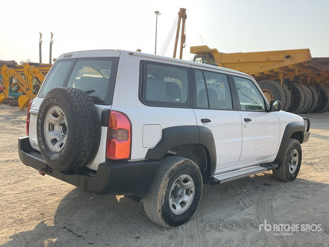 2018 Nissan Patrol GL 4x4 SUV - SUV/ Geländewagen: das Bild 3 2018 Nissan Patrol GL 4x4 SUV - SUV/ Geländewagen: das Bild 3