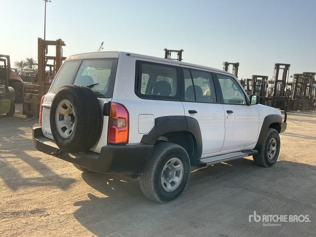 2018 Nissan Patrol GL 4x4 SUV - SUV/ Geländewagen: das Bild 3 2018 Nissan Patrol GL 4x4 SUV - SUV/ Geländewagen: das Bild 3