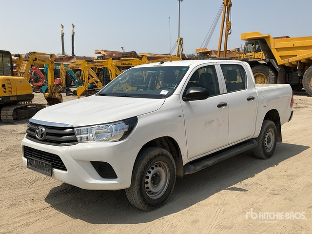 2018 Toyota Hilux 4x4 Crew Cab Pickup - Pick-up: das Bild 2 2018 Toyota Hilux 4x4 Crew Cab Pickup - Pick-up: das Bild 2
