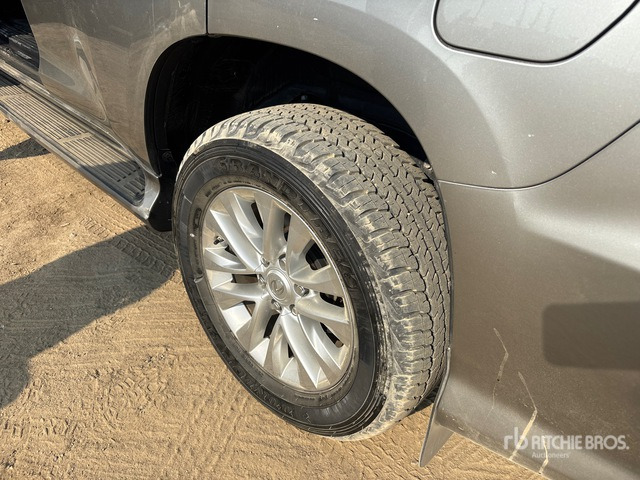 2020 Lexus GX460 4WD SUV - SUV/ Geländewagen: das Bild 4 2020 Lexus GX460 4WD SUV - SUV/ Geländewagen: das Bild 4