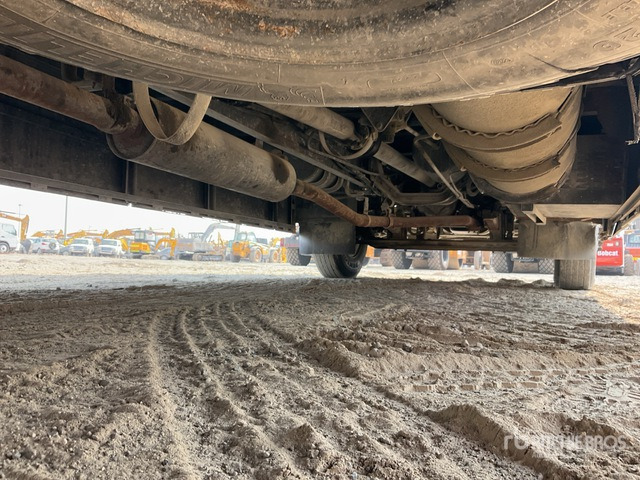 2007 TATA LPO1316/55 4x2 81-Seat Transit Bus - Bus: das Bild 4 2007 TATA LPO1316/55 4x2 81-Seat Transit Bus - Bus: das Bild 4