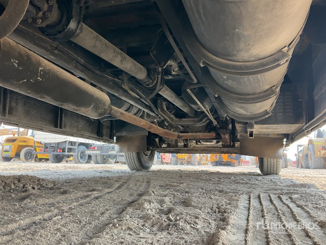 2007 TATA LPO1316/55 4x2 81-Seat Transit Bus - Bus: das Bild 4 2007 TATA LPO1316/55 4x2 81-Seat Transit Bus - Bus: das Bild 4