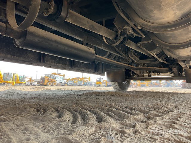 2007 TATA LPO1316/55 4x2 81-Seat Transit Bus - Bus: das Bild 4 2007 TATA LPO1316/55 4x2 81-Seat Transit Bus - Bus: das Bild 4