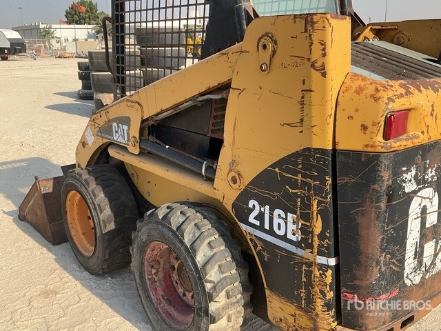 Cat 216B3 Skid Steer Loader - Kompaktlader: das Bild 4 Cat 216B3 Skid Steer Loader - Kompaktlader: das Bild 4
