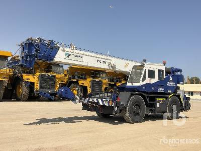 TADANO TR300E 30 ton 4x4x4 - Geländekran: das Bild 1 TADANO TR300E 30 ton 4x4x4 - Geländekran: das Bild 1