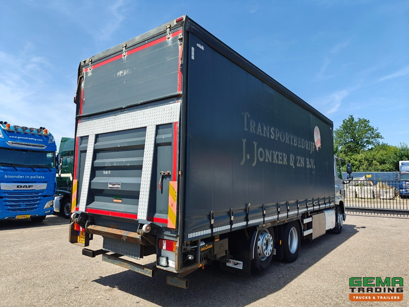 DAF CF 400 FAN 6x2/4 SpaceCab Euro6A - Schuifzeilenbak 7.7m + Laadklep 2000kg - HH Vloer - AanhangerKoppeling - Plane LKW: das Bild 4 DAF CF 400 FAN 6x2/4 SpaceCab Euro6A - Schuifzeilenbak 7.7m + Laadklep 2000kg - HH Vloer - AanhangerKoppeling - Plane LKW: das Bild 4