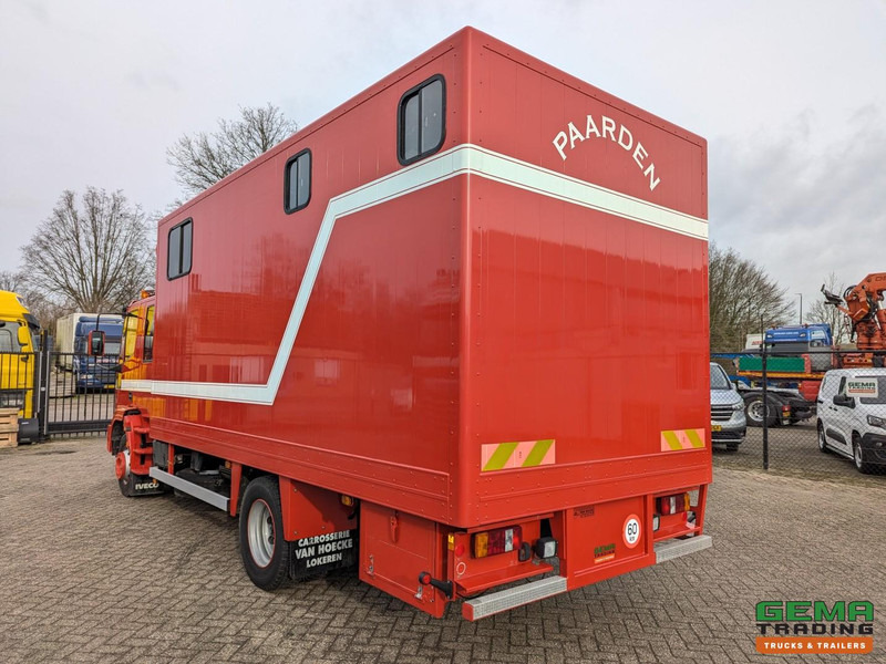 Iveco Tector ML120E24D 4x2 Euro3 DubbelCabine - Paardenwagen 3-Paards - Kleedruimte - Hydraulische klep- TOP! - Pferdetransporter: das Bild 4 Iveco Tector ML120E24D 4x2 Euro3 DubbelCabine - Paardenwagen 3-Paards - Kleedruimte - Hydraulische klep- TOP! - Pferdetransporter: das Bild 4