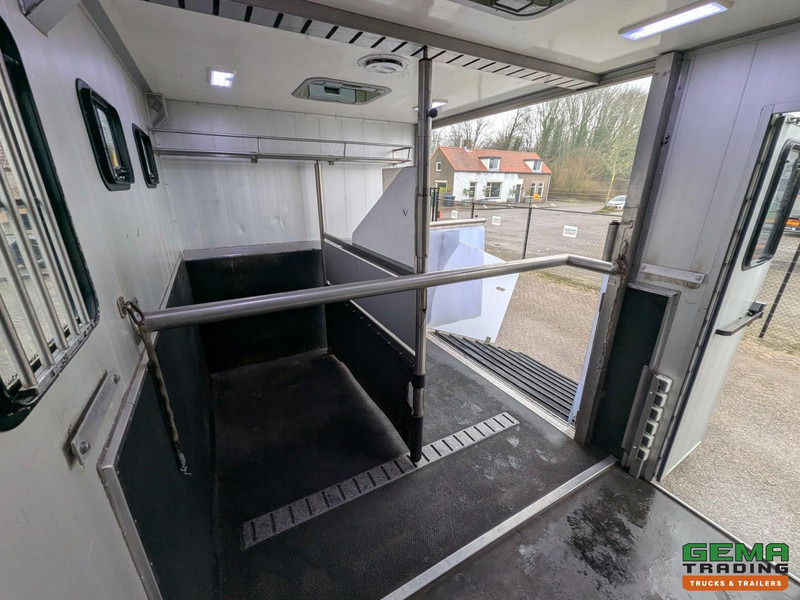 MAN TGL 12.180 4x2 DoKa 7 pers. Euro5 EEV - Paardenwagen 2-Paards - 147.000km! - MARGE - Pferdetransporter: das Bild 5 MAN TGL 12.180 4x2 DoKa 7 pers. Euro5 EEV - Paardenwagen 2-Paards - 147.000km! - MARGE - Pferdetransporter: das Bild 5