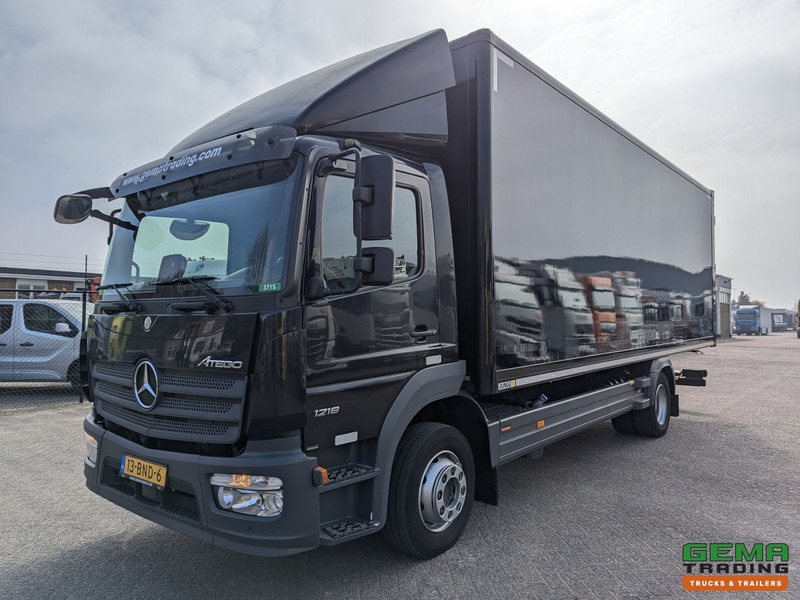 Mercedes-Benz Atego 1218 4x2 Dagcab Euro6C - 12T - Geslotenbak 7.30m - Blad Geveerd - Achterdeuren - Koffer LKW: das Bild 1 Mercedes-Benz Atego 1218 4x2 Dagcab Euro6C - 12T - Geslotenbak 7.30m - Blad Geveerd - Achterdeuren - Koffer LKW: das Bild 1