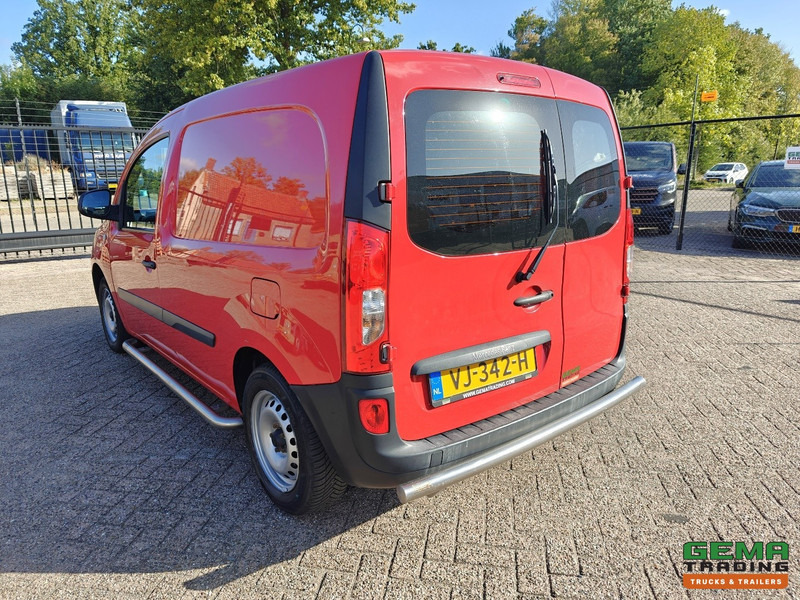 Mercedes-Benz Citan 108 CDI BlueEFFICIENCY Euro5L - Airco - 4-Seizoensbanden - Bluetooth Radio - Kleintransporter: das Bild 3 Mercedes-Benz Citan 108 CDI BlueEFFICIENCY Euro5L - Airco - 4-Seizoensbanden - Bluetooth Radio - Kleintransporter: das Bild 3