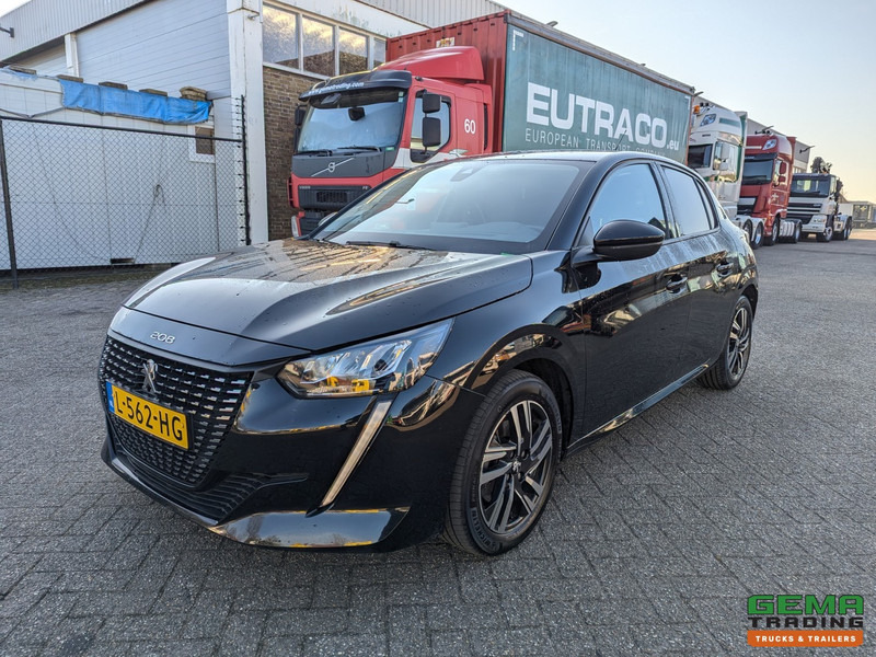 Peugeot 208 1.2 PureTech Active Pack - 67000km - Handgeschakeld - Navi - LMV - Carplay - 05/2026APK - Schrägheck: das Bild 1 Peugeot 208 1.2 PureTech Active Pack - 67000km - Handgeschakeld - Navi - LMV - Carplay - 05/2026APK - Schrägheck: das Bild 1