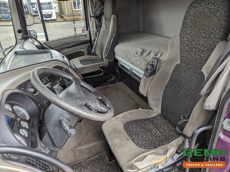 DAF FT XF105.410 4x2 Euro5 FT XF105.410 4x2 SpaceCab Euro5 - Side Skirts - Spare Wheel - Original Holland truck - Sattelzugmaschine: das Bild 5 DAF FT XF105.410 4x2 Euro5 FT XF105.410 4x2 SpaceCab Euro5 - Side Skirts - Spare Wheel - Original Holland truck - Sattelzugmaschine: das Bild 5