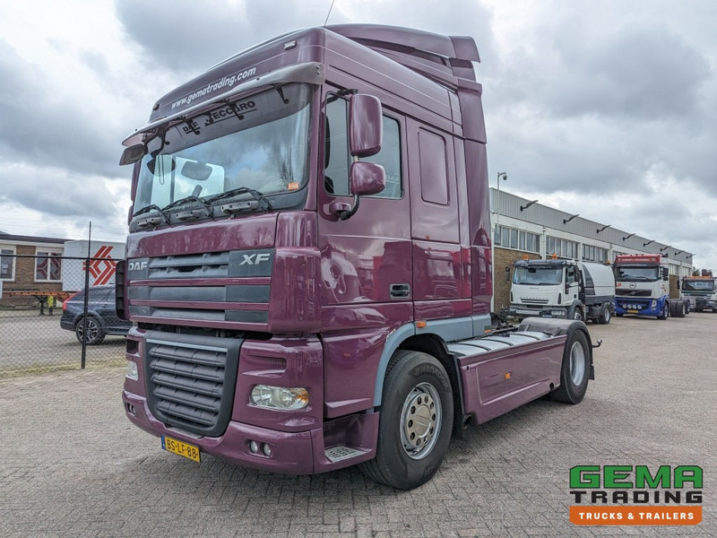 DAF FT XF105.410 4x2 Euro5 FT XF105.410 4x2 SpaceCab Euro5 - Side Skirts - Spare Wheel - Original Holland truck - Sattelzugmaschine: das Bild 1 DAF FT XF105.410 4x2 Euro5 FT XF105.410 4x2 SpaceCab Euro5 - Side Skirts - Spare Wheel - Original Holland truck - Sattelzugmaschine: das Bild 1