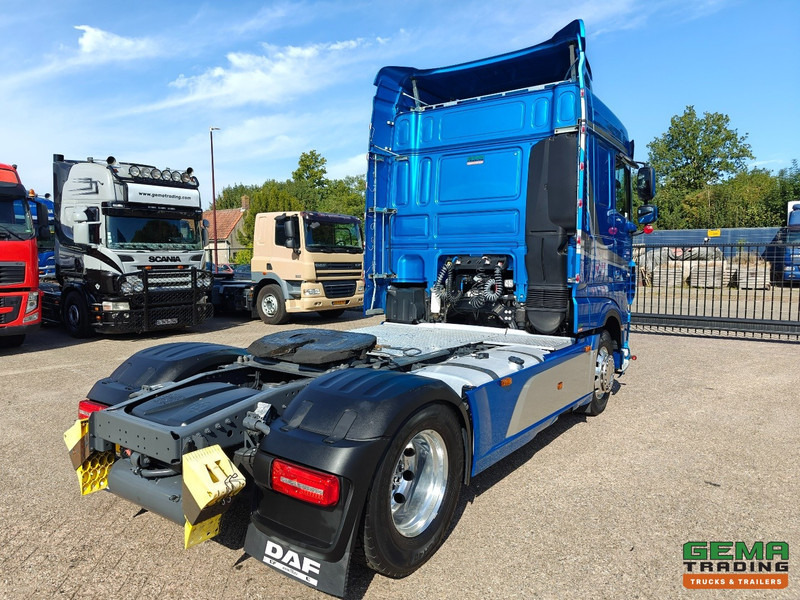 DAF XF 450 FT 4x2 Spacecab Euro6C - LederenInterieur - 400.000km! - Alcoa - Navi - SMARTTacho V2 - Sattelzugmaschine: das Bild 3 DAF XF 450 FT 4x2 Spacecab Euro6C - LederenInterieur - 400.000km! - Alcoa - Navi - SMARTTacho V2 - Sattelzugmaschine: das Bild 3