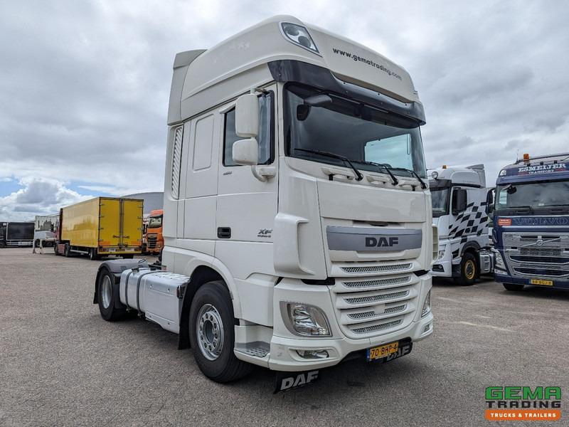 DAF XF 460 FT 4x2 Superspacecab Euro6A - Dubbele tanks - Navi - 11/2025APK - Sattelzugmaschine: das Bild 2 DAF XF 460 FT 4x2 Superspacecab Euro6A - Dubbele tanks - Navi - 11/2025APK - Sattelzugmaschine: das Bild 2