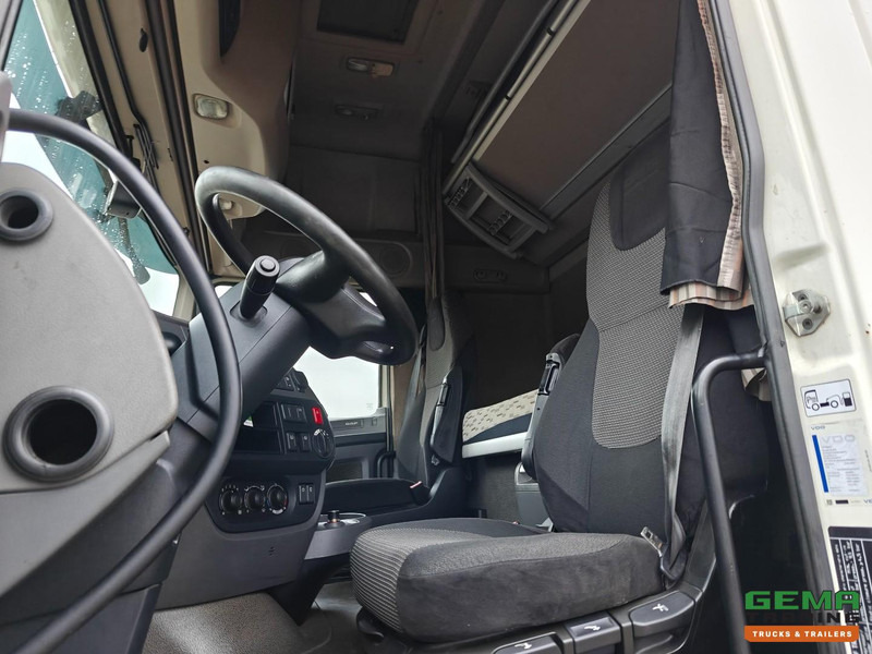 DAF XF 460 FT 4x2 Superspacecab Euro6C - Dubbele tanks - Sattelzugmaschine: das Bild 5 DAF XF 460 FT 4x2 Superspacecab Euro6C - Dubbele tanks - Sattelzugmaschine: das Bild 5