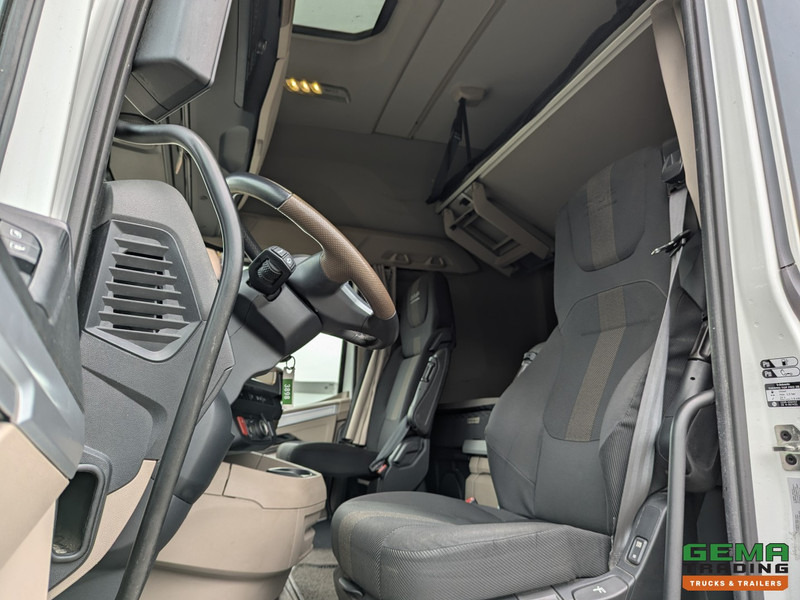 DAF XG+ 4x2 Euro6E - MEGA/Lowdeck - Retarder - Dubbele tanks - MirrorCam - 3 DVS StarRating - Sattelzugmaschine: das Bild 5 DAF XG+ 4x2 Euro6E - MEGA/Lowdeck - Retarder - Dubbele tanks - MirrorCam - 3 DVS StarRating - Sattelzugmaschine: das Bild 5