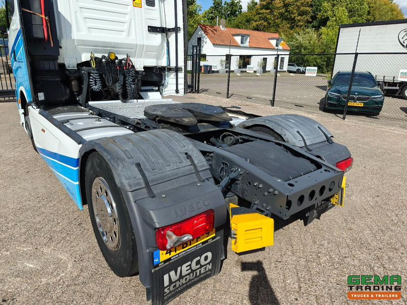 Sattelzugmaschine Iveco S-WAY 420 4x2 Euro6D - Dubbele Tanks - StandAirco - Navi - SMARTTacho V2 - 04/2026 APK: das Bild 18 Sattelzugmaschine Iveco S-WAY 420 4x2 Euro6D - Dubbele Tanks - StandAirco - Navi - SMARTTacho V2 - 04/2026 APK: das Bild 18