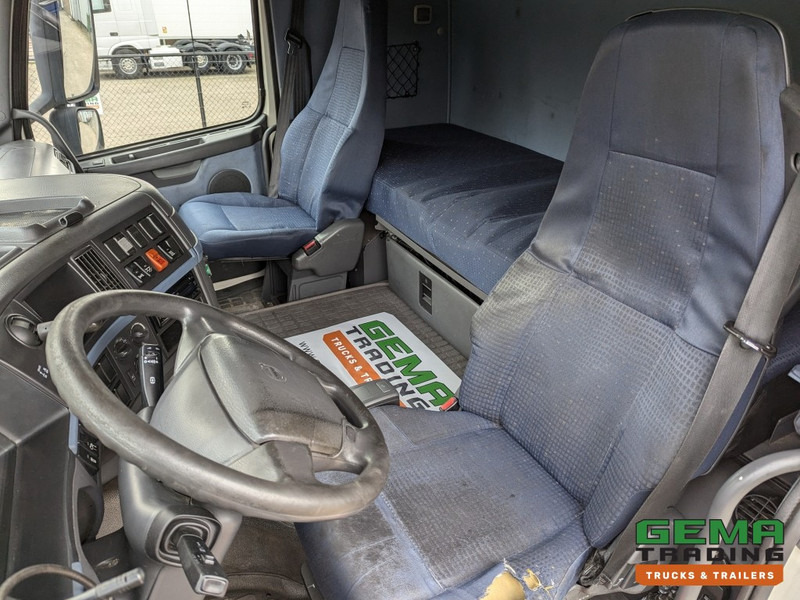 Volvo FH400 4x2 Euro5 FH400 4x2 Globetrotter Euro5 - ADR FL AT OX (T1513) - Sattelzugmaschine: das Bild 5 Volvo FH400 4x2 Euro5 FH400 4x2 Globetrotter Euro5 - ADR FL AT OX (T1513) - Sattelzugmaschine: das Bild 5