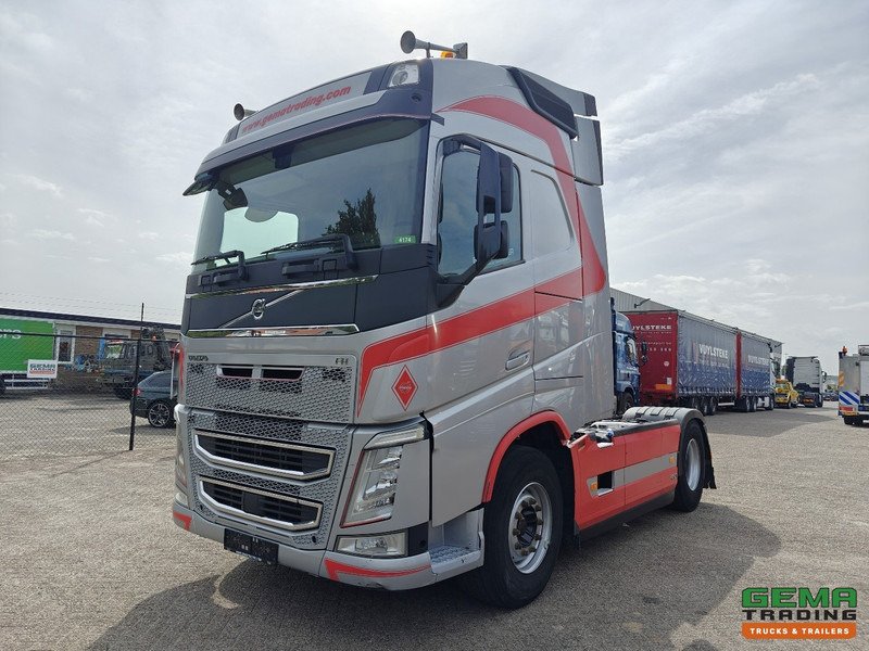 Volvo FH460 4x2 Globetrotter Euro6 - KiepHydrauliek - Dubbele Tanks - 12/2025 APK - Sattelzugmaschine: das Bild 1 Volvo FH460 4x2 Globetrotter Euro6 - KiepHydrauliek - Dubbele Tanks - 12/2025 APK - Sattelzugmaschine: das Bild 1