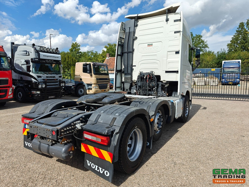 Volvo FH500 6x2 Globetrotter XL Euro6 - RHD!/Rechtslenkung! - Schuifschotel - SMARTTacho V2 - Sattelzugmaschine: das Bild 3 Volvo FH500 6x2 Globetrotter XL Euro6 - RHD!/Rechtslenkung! - Schuifschotel - SMARTTacho V2 - Sattelzugmaschine: das Bild 3