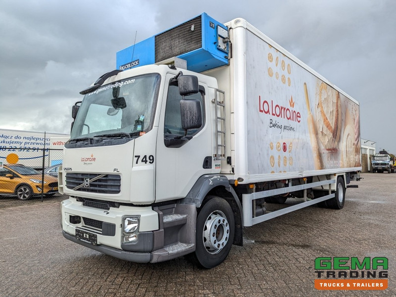 Volvo FL210 4x2 Daycab 18Ton Euro5 Handgeschakeld - Koel-VriesBak 8.40M - Frigo Block - Laadklep 1500KG - Isotherm LKW: das Bild 1 Volvo FL210 4x2 Daycab 18Ton Euro5 Handgeschakeld - Koel-VriesBak 8.40M - Frigo Block - Laadklep 1500KG - Isotherm LKW: das Bild 1