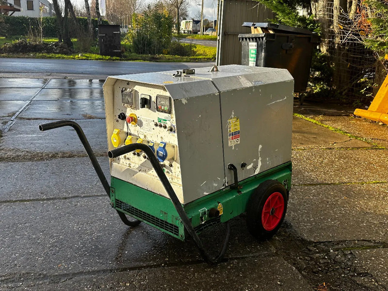 Harrington HRD060D 6 KVA GENERATOR 110V+230V - Stromgenerator: das Bild 3 Harrington HRD060D 6 KVA GENERATOR 110V+230V - Stromgenerator: das Bild 3