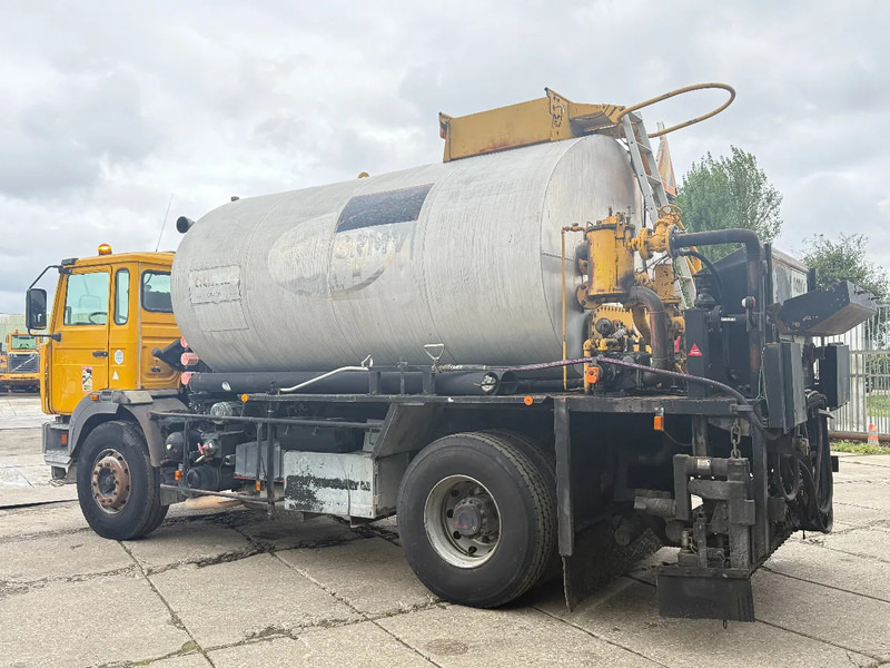 Renault G260 4X2 ACMAR Bitumen Sprayer 10.000L Spring/Spring Manual Gear - LKW: das Bild 3 Renault G260 4X2 ACMAR Bitumen Sprayer 10.000L Spring/Spring Manual Gear - LKW: das Bild 3