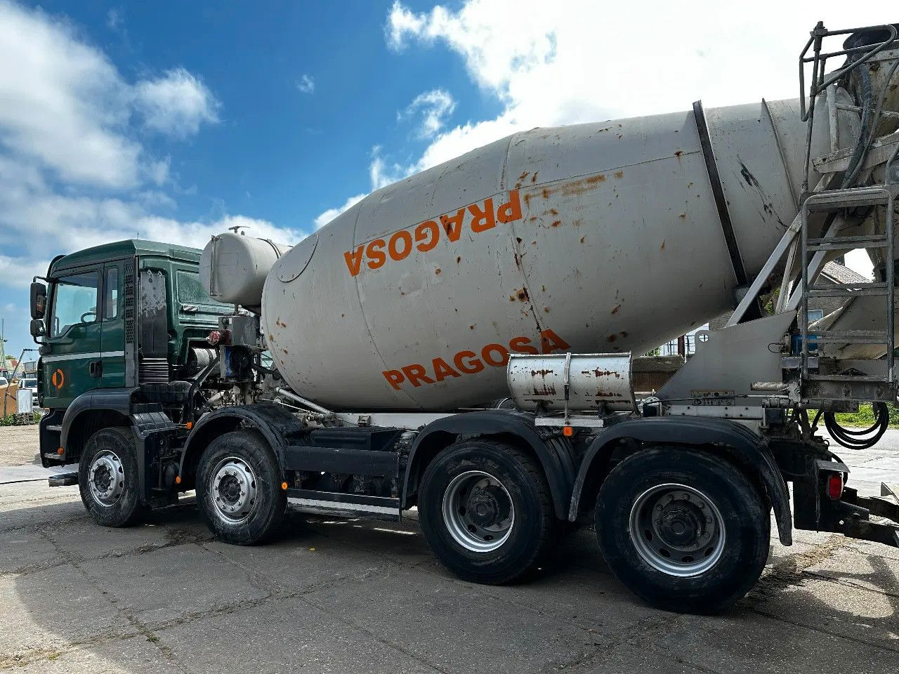 MAN TGA 35.360 8X4 CIFA Beton Mixer Spring/Spring ZF - Fahrmischer: das Bild 3 MAN TGA 35.360 8X4 CIFA Beton Mixer Spring/Spring ZF - Fahrmischer: das Bild 3