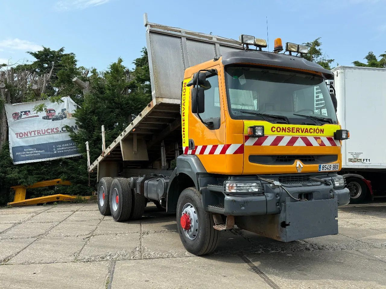 Renault Kerax 400 6X6 Tipper Spring/spring ZF Man Gear E - Kipper: das Bild 1 Renault Kerax 400 6X6 Tipper Spring/spring ZF Man Gear E - Kipper: das Bild 1