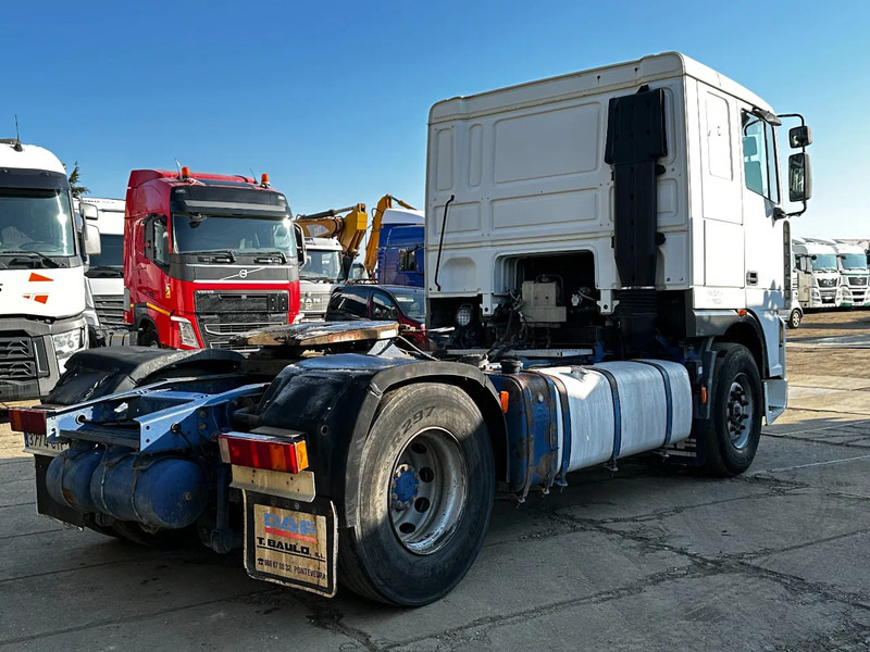 DAF XF 95.380 4X2 Tractor-unit Spring/Air ZF Manual Euro2 PTO - Sattelzugmaschine: das Bild 4 DAF XF 95.380 4X2 Tractor-unit Spring/Air ZF Manual Euro2 PTO - Sattelzugmaschine: das Bild 4