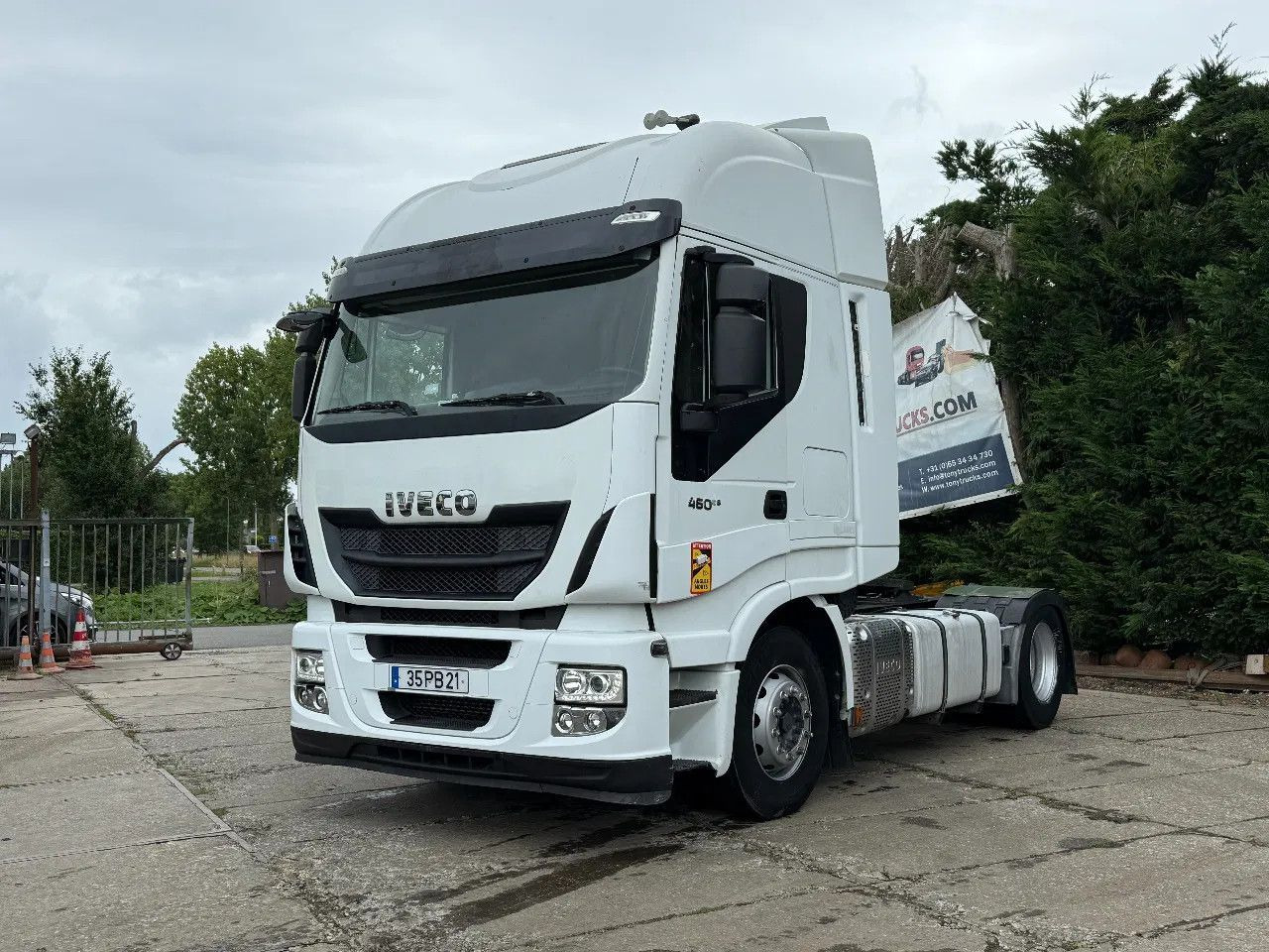 Iveco Stralis 460 4X2 Tractor-unit Spring/Air Retarder - Sattelzugmaschine: das Bild 2 Iveco Stralis 460 4X2 Tractor-unit Spring/Air Retarder - Sattelzugmaschine: das Bild 2