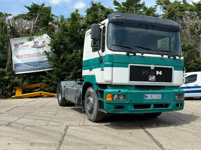 MAN 19.403 4X2 Tractor-unit Spring/Air ZF Manual Gear Low cabine - Sattelzugmaschine: das Bild 1 MAN 19.403 4X2 Tractor-unit Spring/Air ZF Manual Gear Low cabine - Sattelzugmaschine: das Bild 1