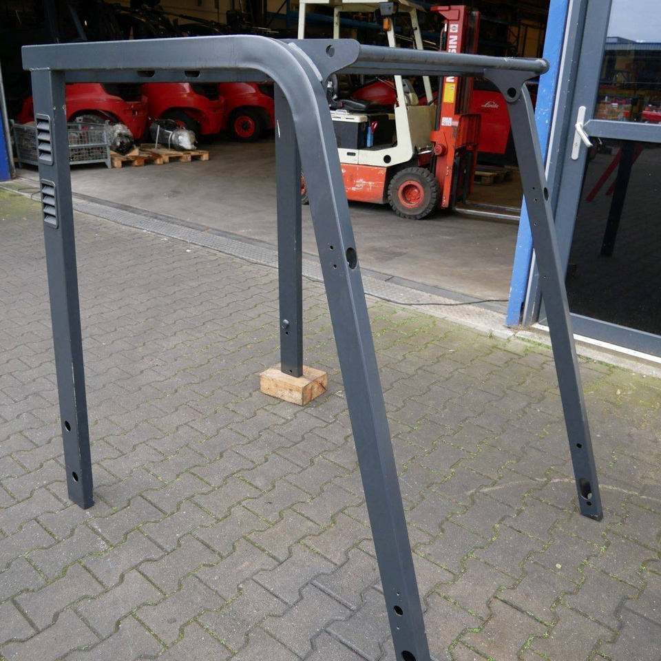2X Overhead Guard - Karosserie und Außen für Flurförderzeug: das Bild 1 2X Overhead Guard - Karosserie und Außen für Flurförderzeug: das Bild 1