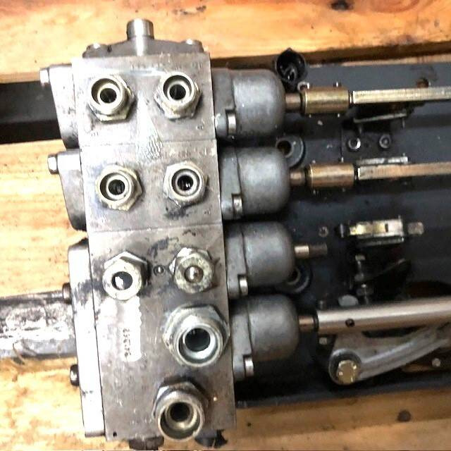 4- Way hydraulic control for Still - Hydraulik ventil für Flurförderzeug: das Bild 4 4- Way hydraulic control for Still - Hydraulik ventil für Flurförderzeug: das Bild 4