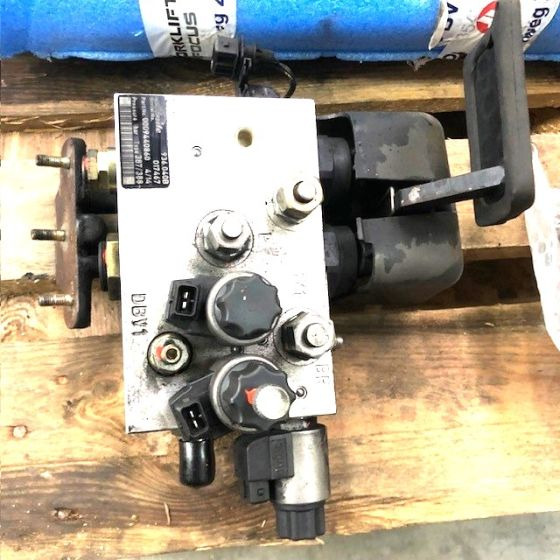 Brake valve for Linde - Hydraulik ventil für Flurförderzeug: das Bild 1 Brake valve for Linde - Hydraulik ventil für Flurförderzeug: das Bild 1