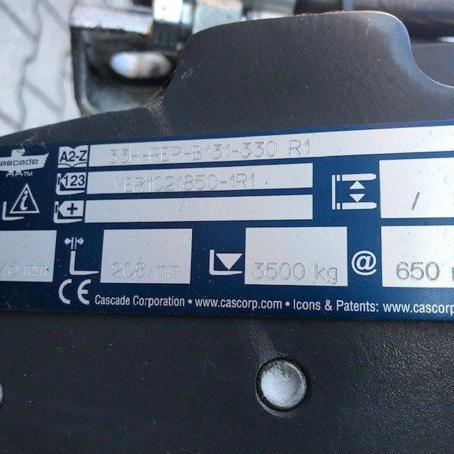 Klammergeräte Cascade 360° Rotating Paper Roll Clamp: das Bild 9 Klammergeräte Cascade 360° Rotating Paper Roll Clamp: das Bild 9