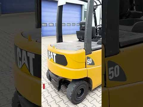 Caterpillar EP50 - Elektrostapler: das Bild 2 Caterpillar EP50 - Elektrostapler: das Bild 2