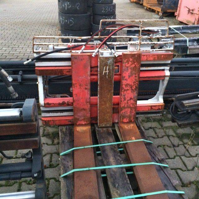 Dúrwen Fork Clamp with separate sideshift - Klammergeräte: das Bild 2 Dúrwen Fork Clamp with separate sideshift - Klammergeräte: das Bild 2