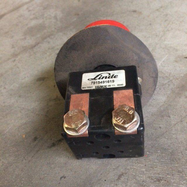 Emergency stop switch for Linde Series 1110/1111/1190/132 - Lenkstockschalter für Flurförderzeug: das Bild 2 Emergency stop switch for Linde Series 1110/1111/1190/132 - Lenkstockschalter für Flurförderzeug: das Bild 2