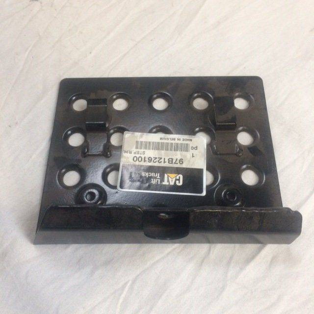 Step R.H. for Mitsubishi - Ersatzteile für Flurförderzeug: das Bild 3 Step R.H. for Mitsubishi - Ersatzteile für Flurförderzeug: das Bild 3