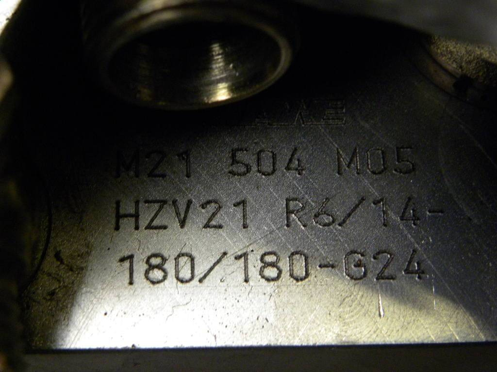 Hydraulic Consol with 2 hydraulic levers for Jungheinrich - Hydraulik ventil für Flurförderzeug: das Bild 3 Hydraulic Consol with 2 hydraulic levers for Jungheinrich - Hydraulik ventil für Flurförderzeug: das Bild 3