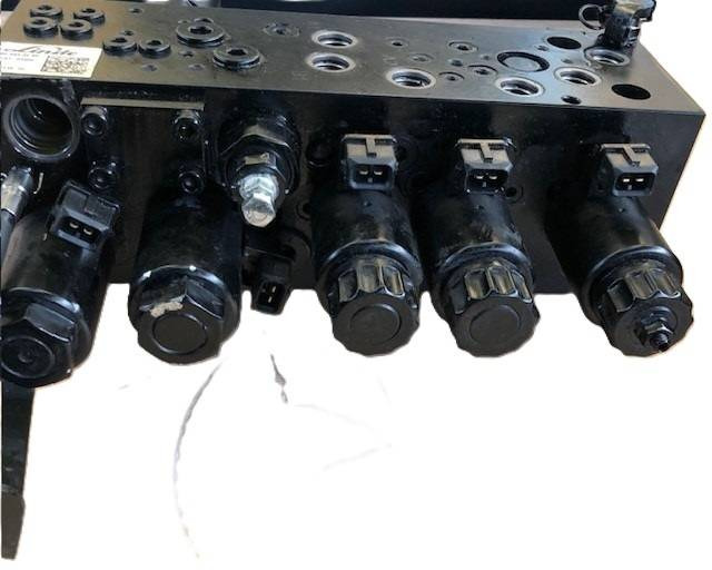 Hydraulic block for Linde - Hydraulik ventil für Flurförderzeug: das Bild 3 Hydraulic block for Linde - Hydraulik ventil für Flurförderzeug: das Bild 3