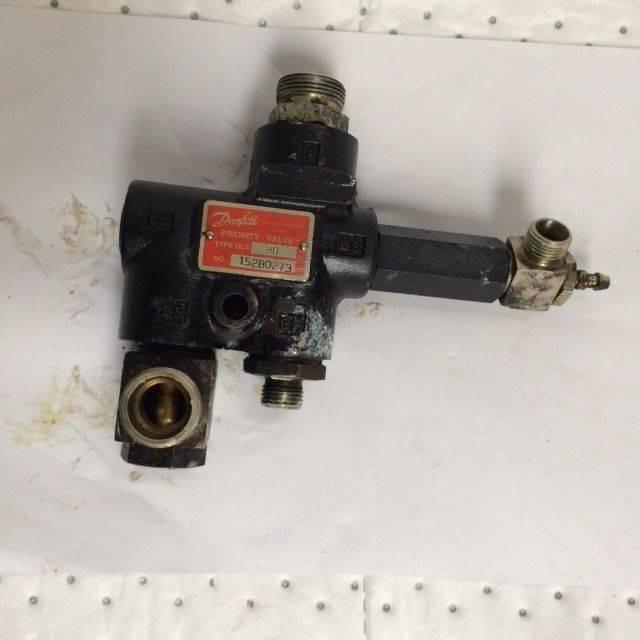 Hydraulic valve from Danfoss - Hydraulik ventil für Flurförderzeug: das Bild 1 Hydraulic valve from Danfoss - Hydraulik ventil für Flurförderzeug: das Bild 1