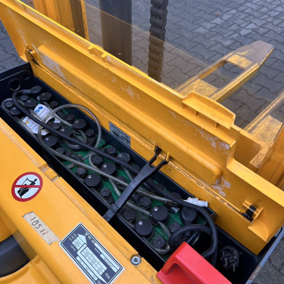 Hochhubwagen Jungheinrich EJC112: das Bild 7